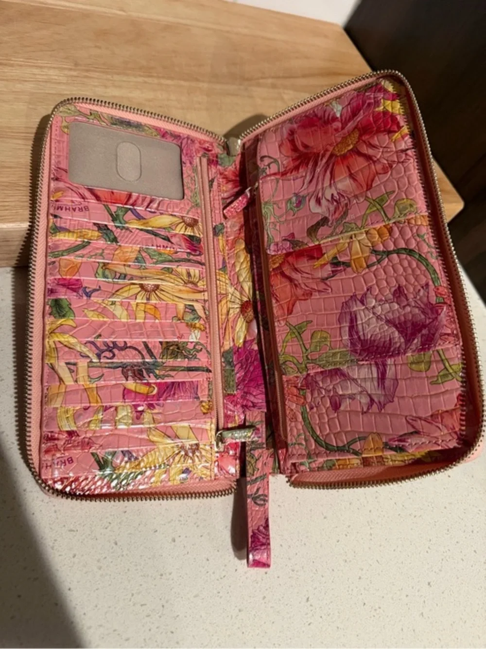 Brahmin perennial Melbourne Leather Skyler‎ Wallet- Floral Flowers Pink